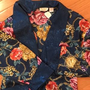 Victoria’s Secret Floral & Tassle Robe-Petite S
